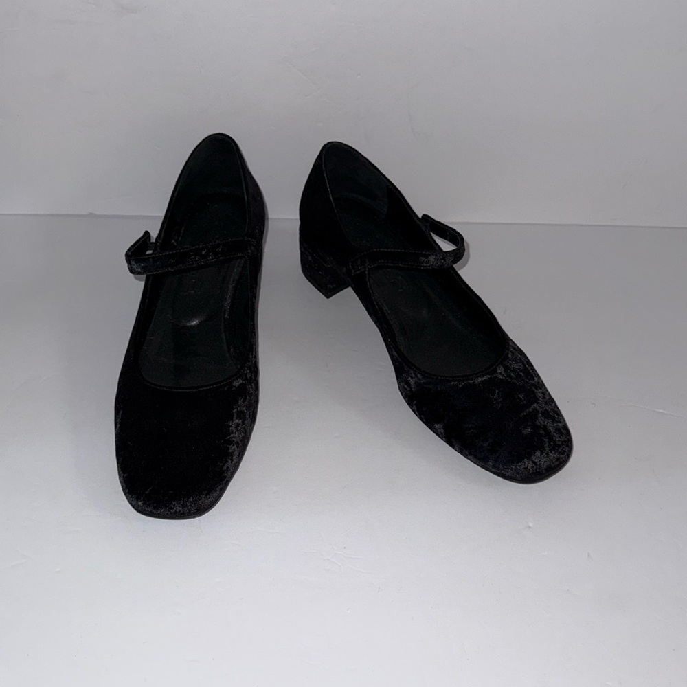 BY FAR Made in Portugal Black Velvet Mary Jane Flats Shoes Women’s Size 39